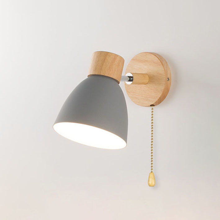 Grey adjustable wood reading light equipped with a classic pull chain switch