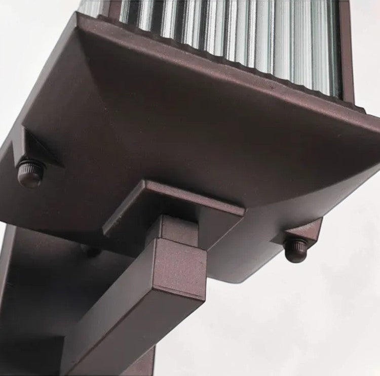Lepzo outdoor fluted glass wall light, close-up detail photo