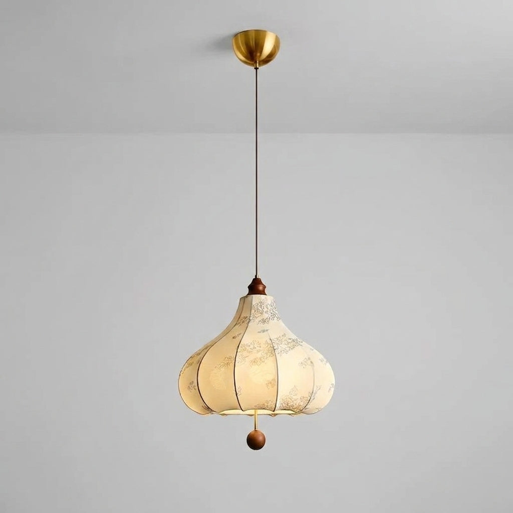 Naxlu French garland pendant light on white background
