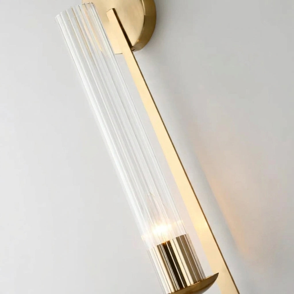 Xilpo wall sconce close up of the glass and frame details